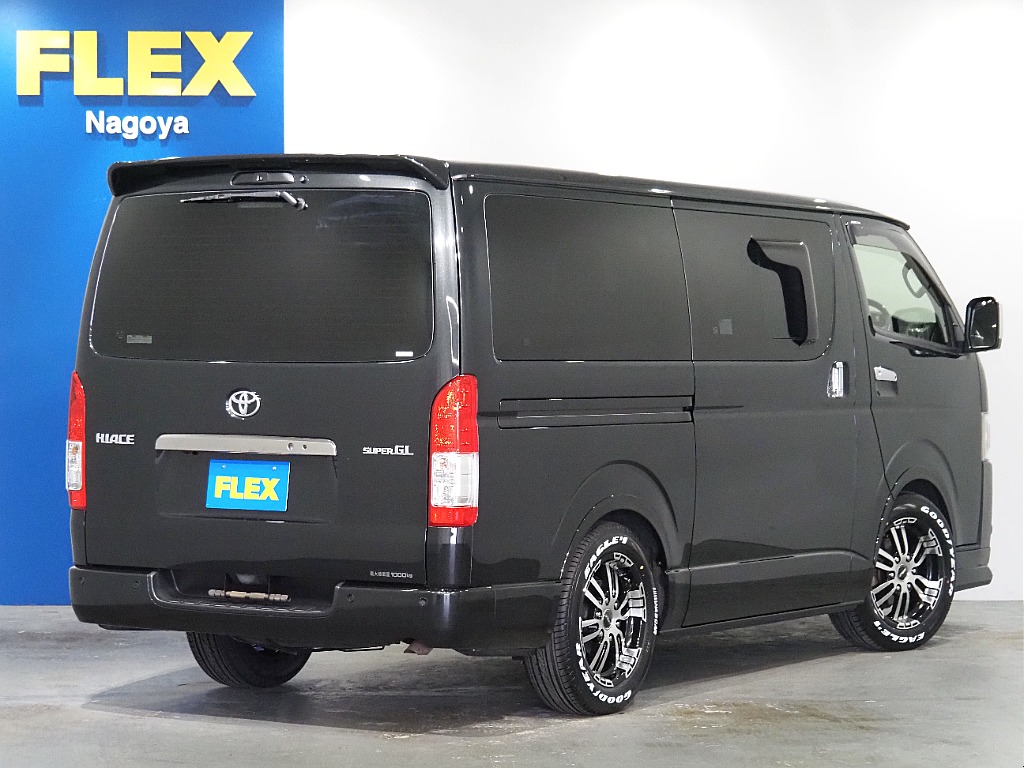 【Ｒ3年式/ハイエースバン/ディーゼル4ＷＤ/両側小窓付き】新品ホイール＆タイヤ付♪【全国納車可能】