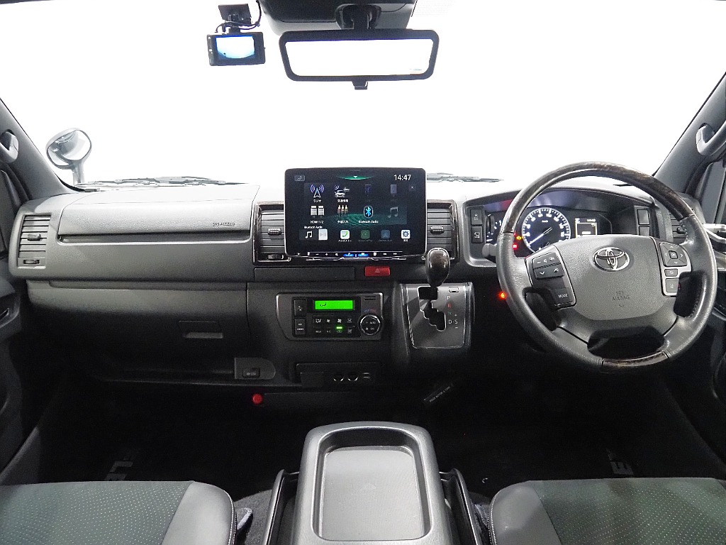 【Ｒ3年式/ハイエースバン/ディーゼル4ＷＤ/両側小窓付き】新品ホイール＆タイヤ付♪【全国納車可能】