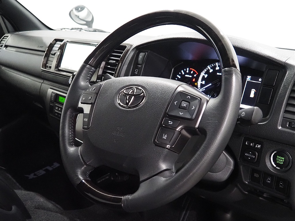 【R4年式/ハイエースバン/ディーゼル4WD/DARKPRIMEⅡ】オフロード×BLACKEDITION【全国納車可能】