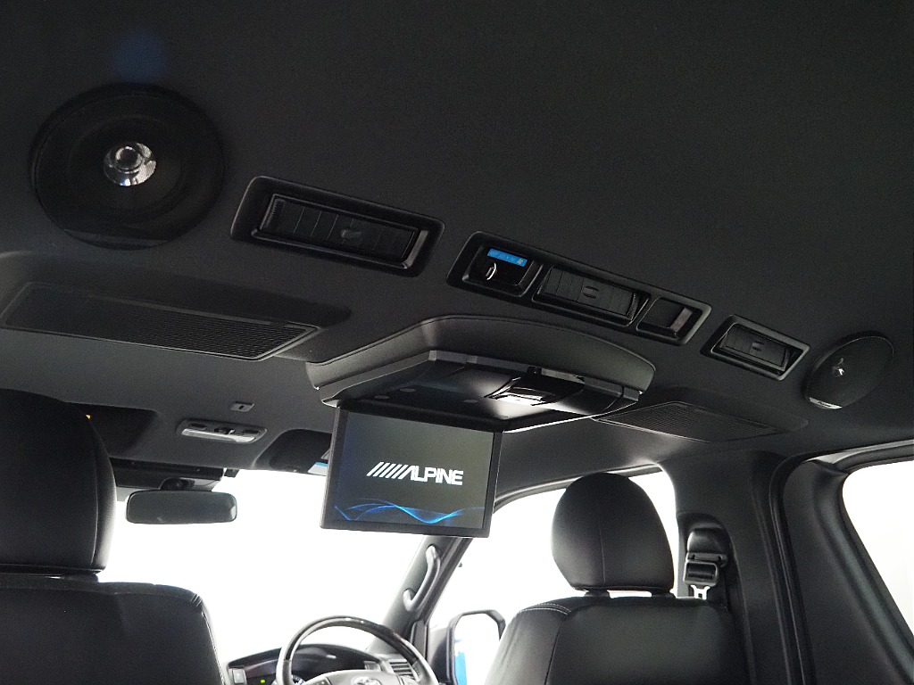 【R4年式/ハイエースバン/ディーゼル4WD/DARKPRIMEⅡ】オフロード×BLACKEDITION【全国納車可能】