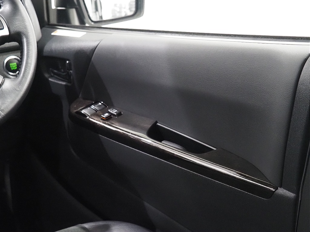 【R4年式/ハイエースバン/ディーゼル4WD/DARKPRIMEⅡ】オフロード×BLACKEDITION【全国納車可能】