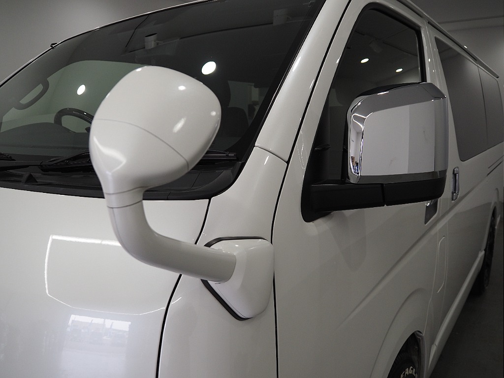 【R４年式/ハイエースバン/DARKPRIMEⅡ/フローリング施工】リア5面カーテン♪【全国納車可能】