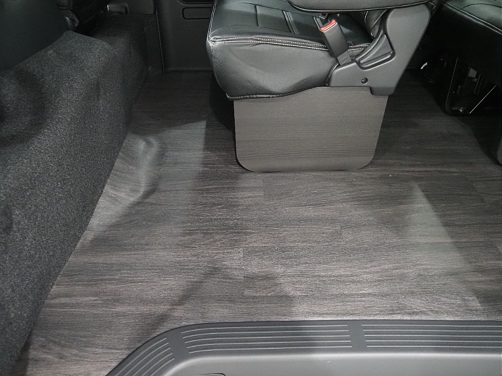 【新車ワゴンGL/スタンダード配列/2WD/フローリング施工】アルパイン製ダブルモニター♪【全国納車可能】