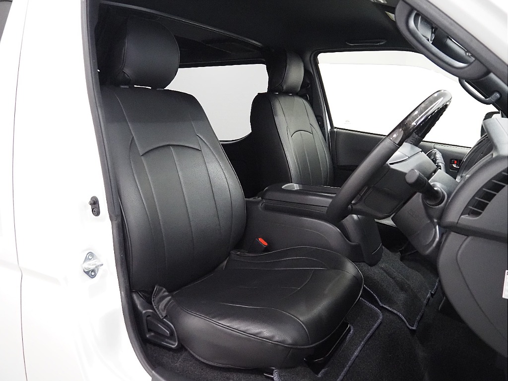 トヨタ レジアスエース(12枚目)