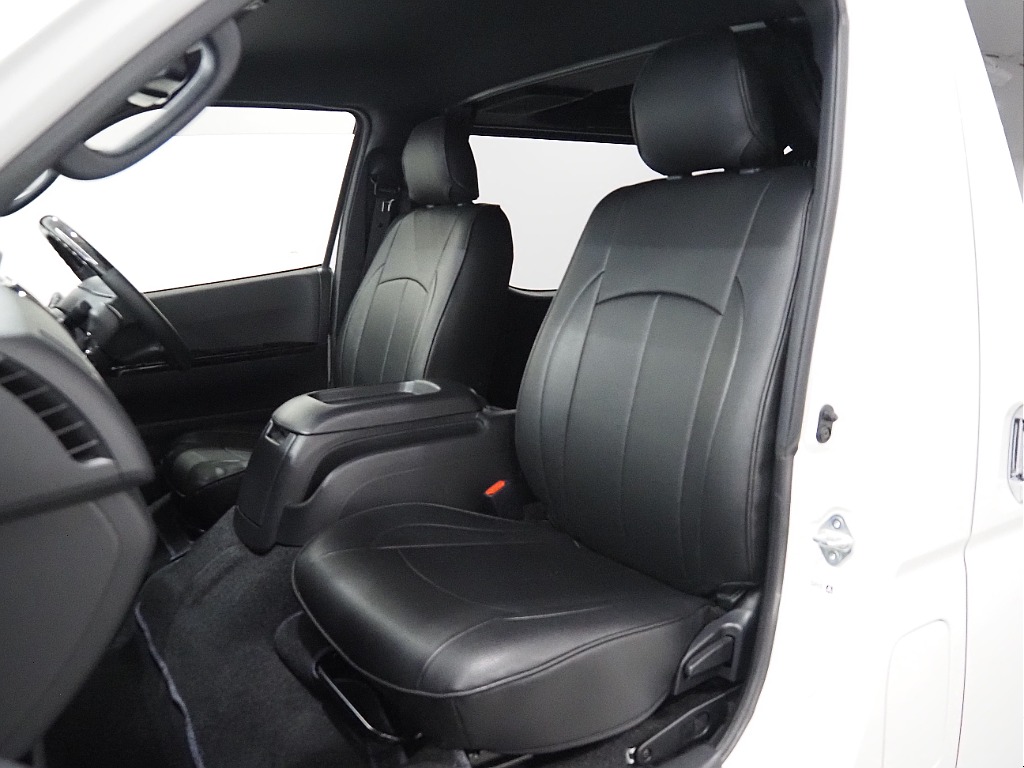 トヨタ レジアスエース(13枚目)