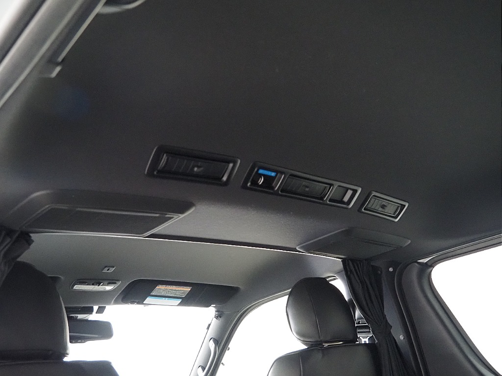 【5型/ディーゼル4WD/DARKRIMEⅡ/両側パワースライドドア】お買い得車両！新品パーツ多数インストール！【全国納車可能】