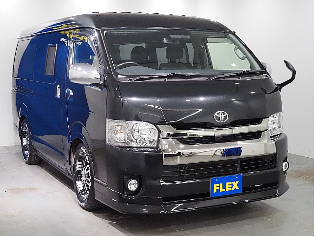 【H30年式/ハイエースワイドバン/ガソリン2.7L4WD/両側小窓付き】フローリング×ベッドキッド