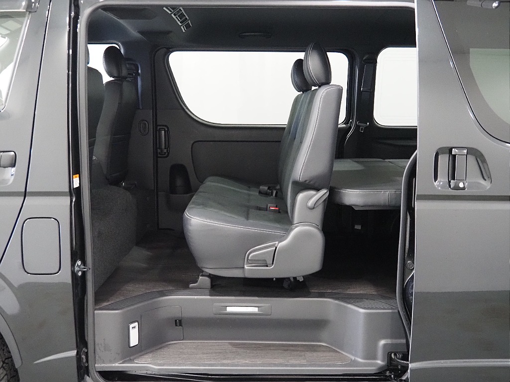 【R5年式/ディーゼル4WD/DARKPRIMEⅡ】BLACKEDITION♪【全国納車可能】