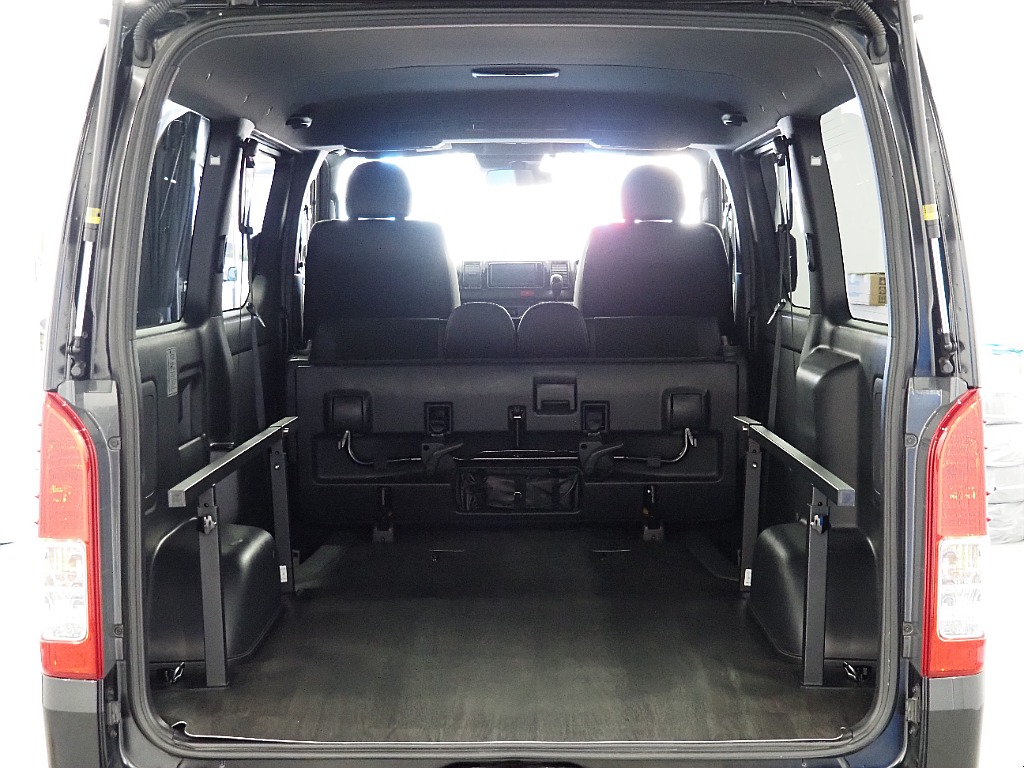 【R5年式/ディーゼル4WD/DARKPRIMEⅡ】BLACKEDITION♪【全国納車可能】