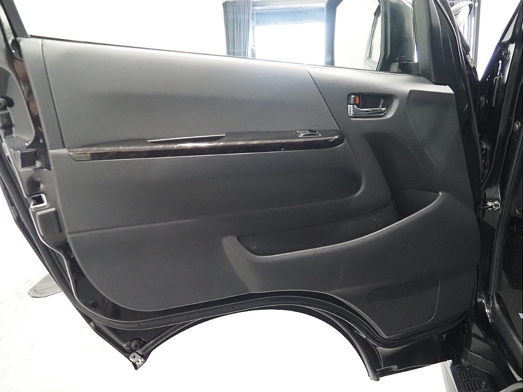 【R5年式/ディーゼル4WD/DARKPRIMEⅡ】BLACKEDITION♪【全国納車可能】