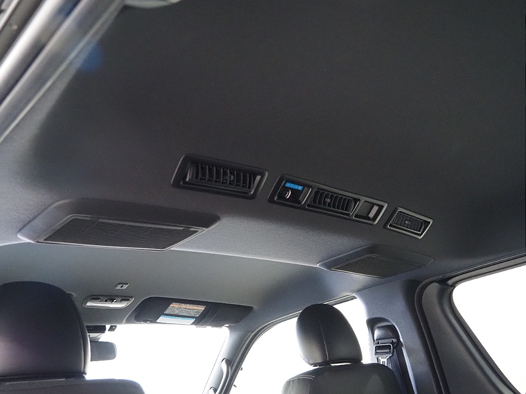 【R5年式/ディーゼル4WD/DARKPRIMEⅡ】BLACKEDITION♪【全国納車可能】