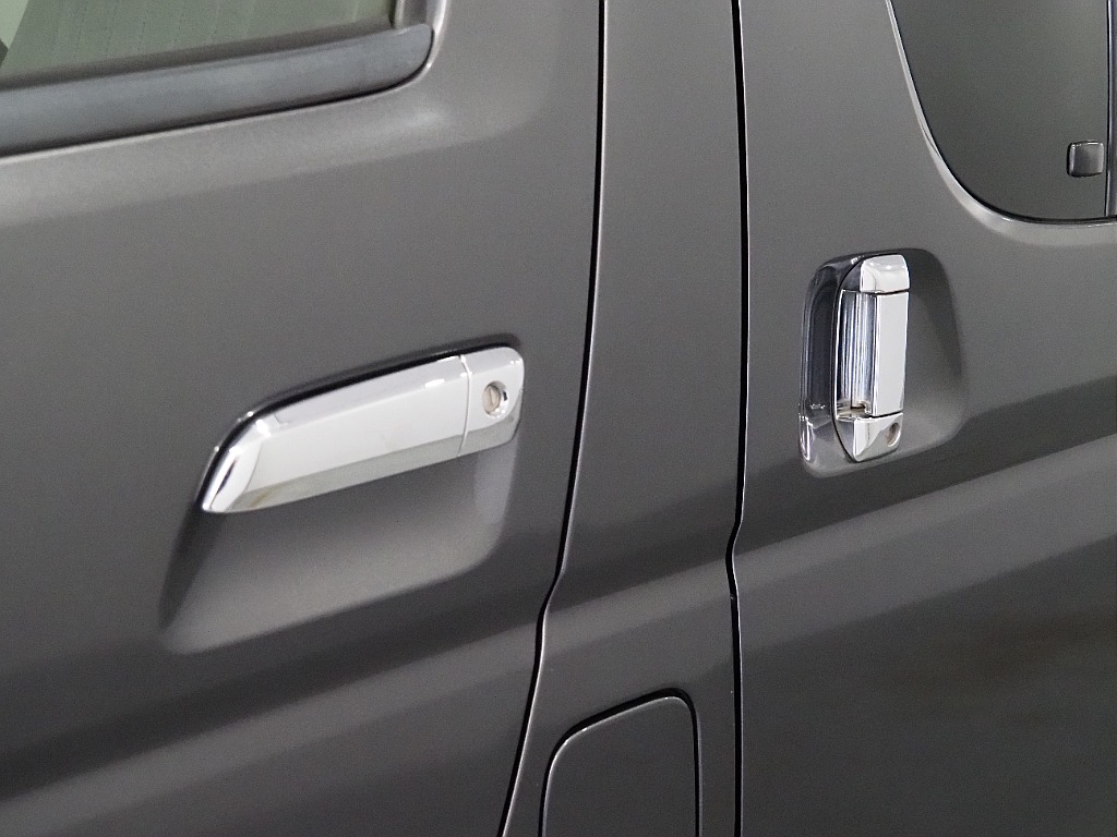 【3型/厳選仕入れH24年】スーパーお買い得車両！新品パーツ多数インストール！５人乗りスーパーＧＬ！【全国納車可能】