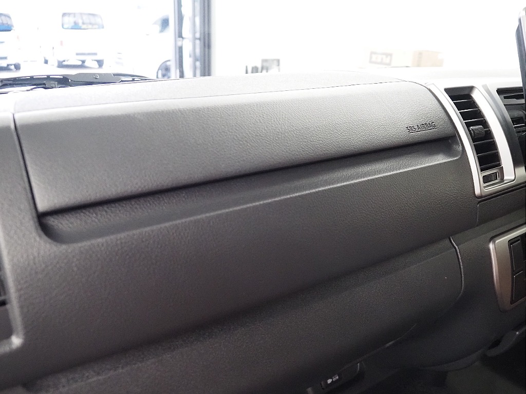 【登録済未使用車/R7年式/アースカラーパッケージ/ガソリン】BLACKEDITION×オフロード【全国納車可能