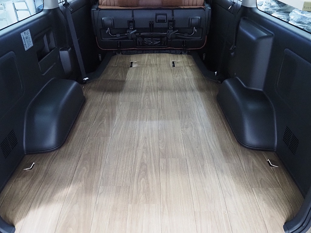 【登録済未使用車/R7年式/アースカラーパッケージ/ガソリン】BLACKEDITION×オフロード【全国納車可能