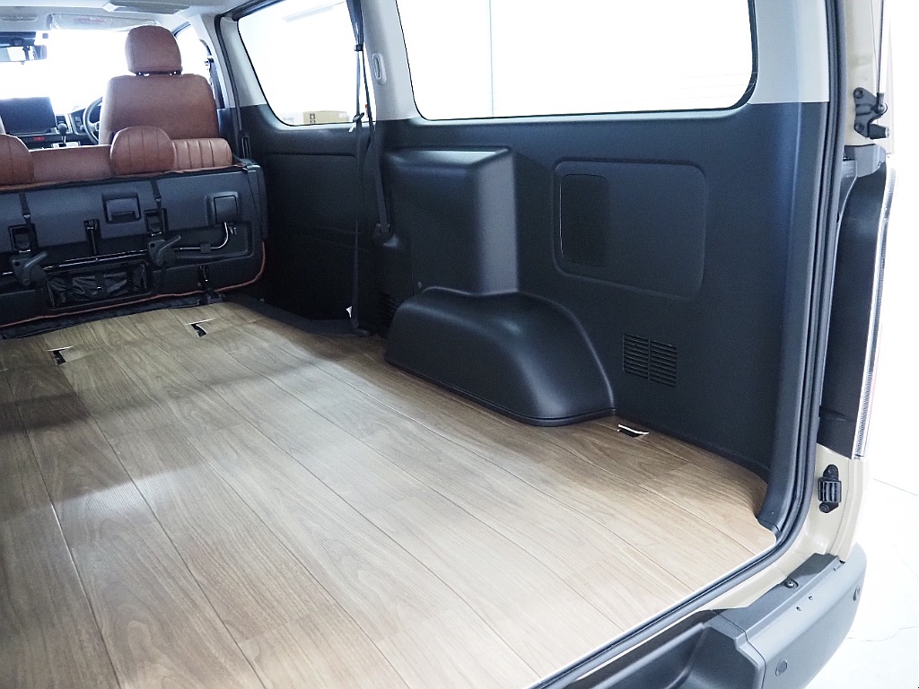 【登録済未使用車/R7年式/アースカラーパッケージ/ガソリン】BLACKEDITION×オフロード【全国納車可能