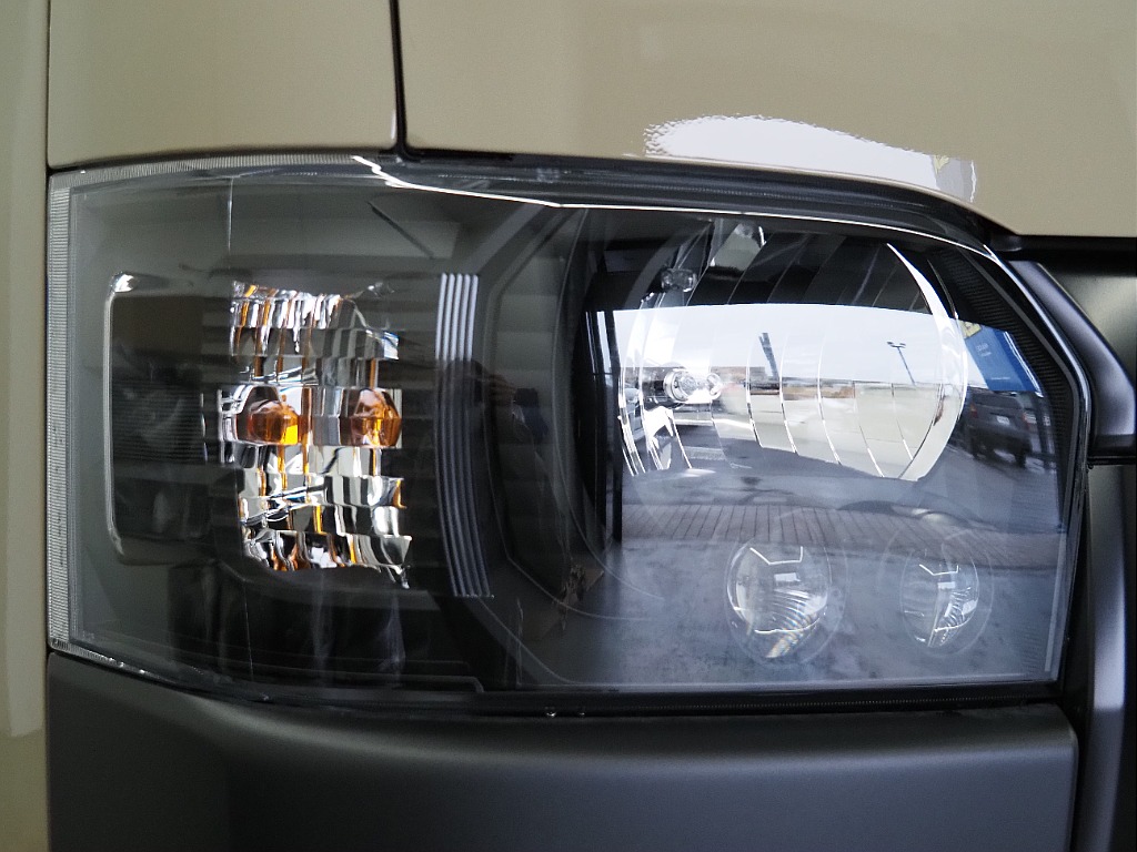 【登録済未使用車/R7年式/アースカラーパッケージ/ガソリン】BLACKEDITION×オフロード【全国納車可能