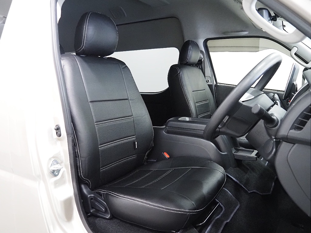 R4年式/グランドキャビン/4WD/３ナンバー10人乗り】ベージュメタリック×オフロードPKG【全国納車可能】