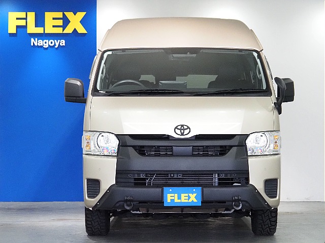 R4年式/グランドキャビン/4WD/３ナンバー10人乗り】ベージュメタリック×オフロードPKG【全国納車可能】