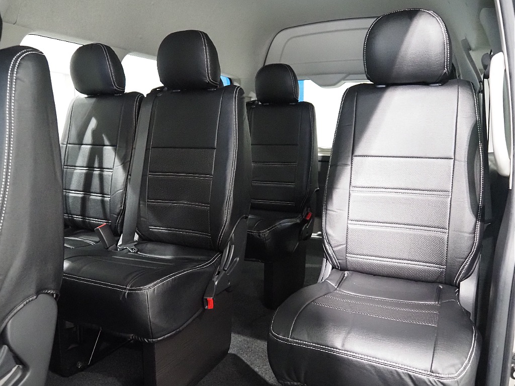 R4年式/グランドキャビン/4WD/３ナンバー10人乗り】ベージュメタリック×オフロードPKG【全国納車可能】