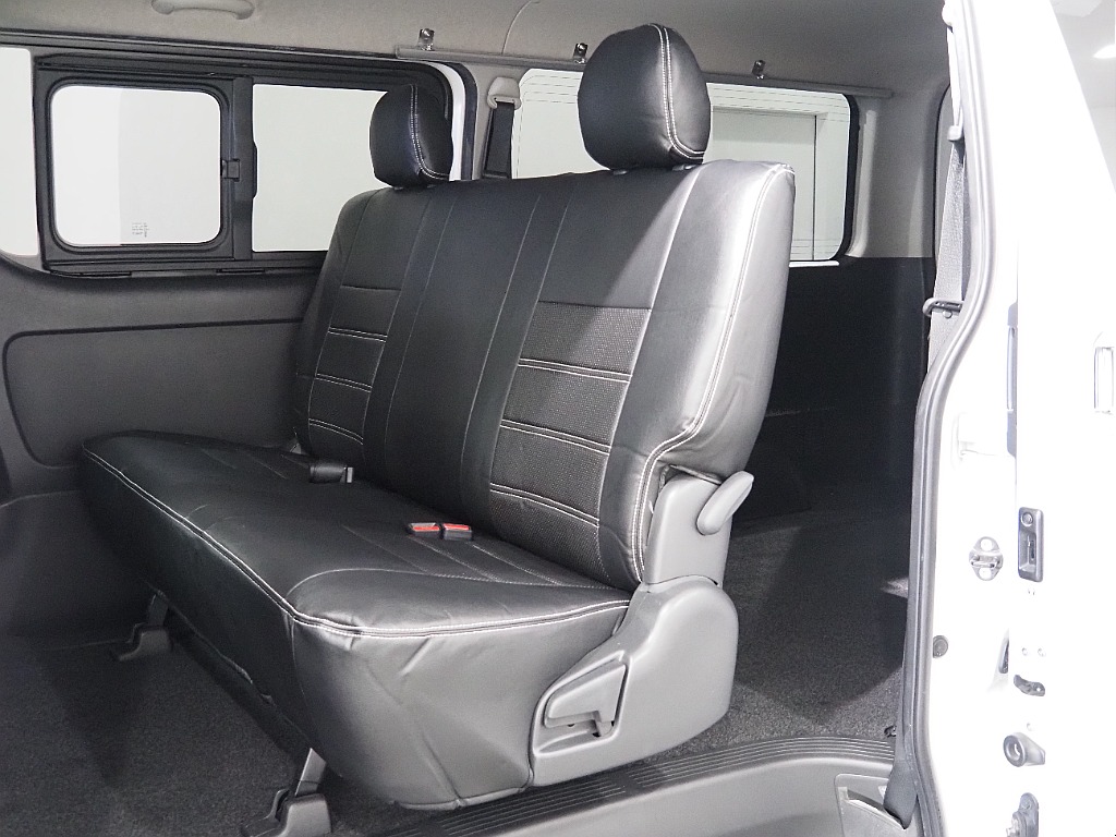 【R4年式/ハイエースバン/ディーゼル4WD】買取直販の為、お買い得価格にて展示中！！【全国納車可能】