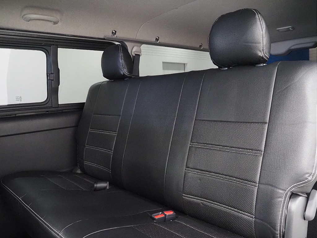 【R4年式/ハイエースバン/ディーゼル4WD】買取直販の為、お買い得価格にて展示中！！【全国納車可能】