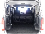【R4年式/ハイエースバン/ディーゼル4WD】買取直販の為、お買い得価格にて展示中！！【全国納車可能】