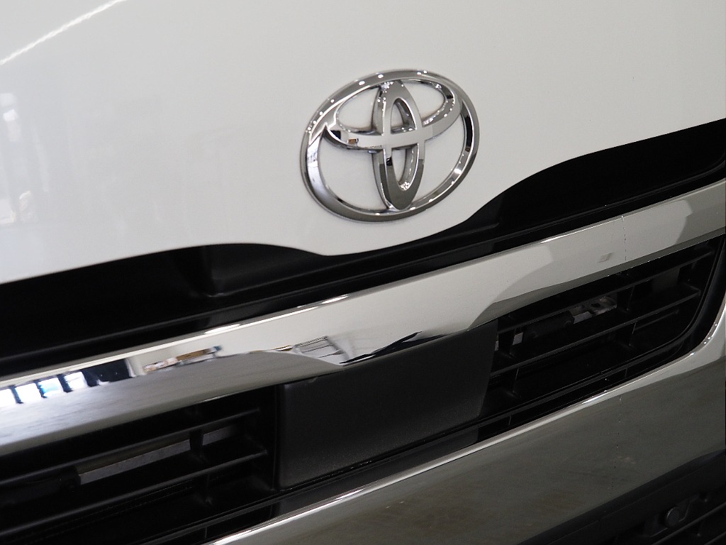 【R4年式/ハイエースバン/ディーゼル4WD】買取直販の為、お買い得価格にて展示中！！【全国納車可能】