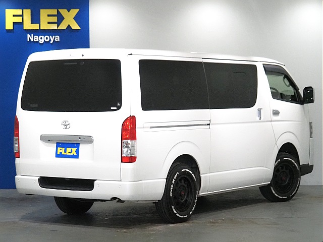 【R4年式/ハイエースバン/ディーゼル4WD】買取直販の為、お買い得価格にて展示中！！【全国納車可能】