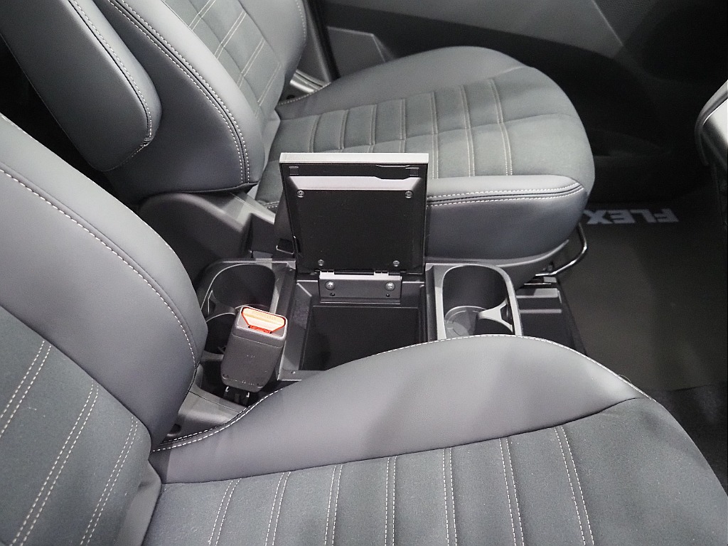 【新車/MCチェンジモデルデリカ/ディーゼル/4WD】リフトアップカスタムにて完成♪【全国納車可能】