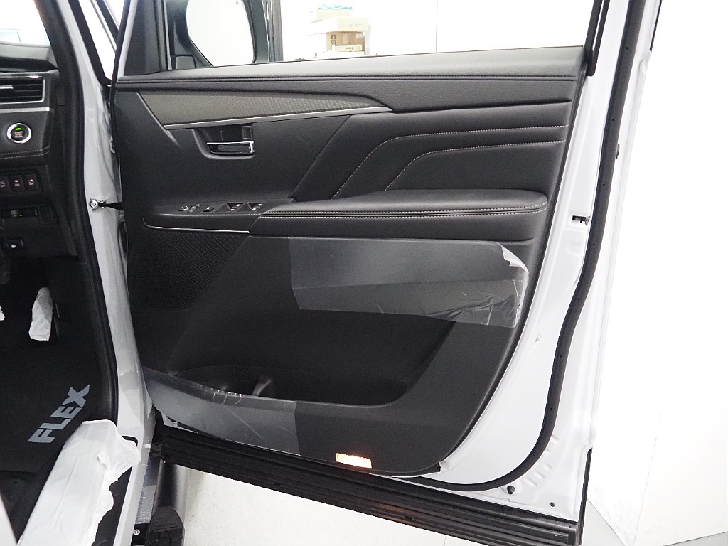 【新車/MCチェンジモデルデリカ/ディーゼル/4WD】リフトアップカスタムにて完成♪【全国納車可能】