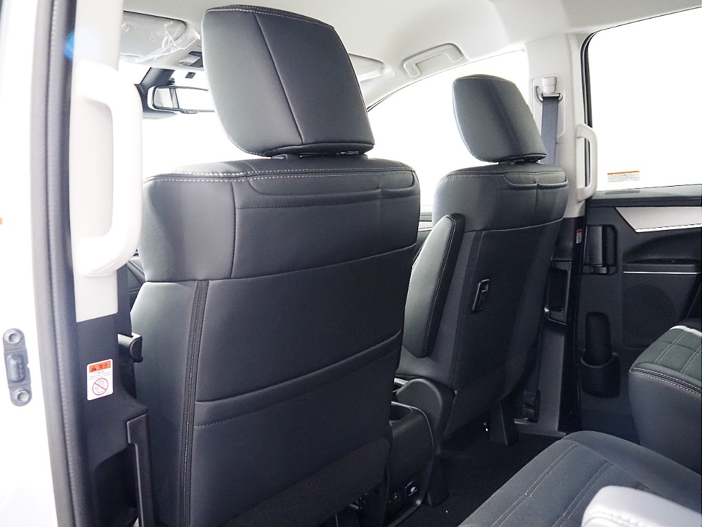 【新車/MCチェンジモデルデリカ/ディーゼル/4WD】リフトアップカスタムにて完成♪【全国納車可能】