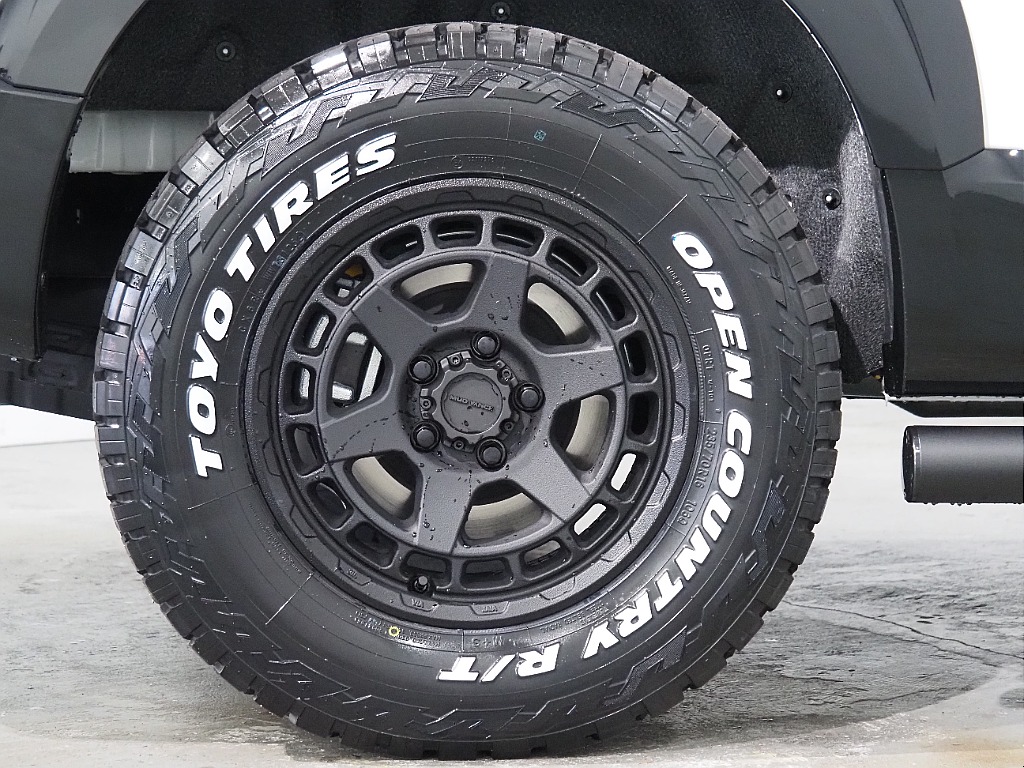 【新車/MCチェンジモデルデリカ/ディーゼル/4WD】リフトアップカスタムにて完成♪【全国納車可能】