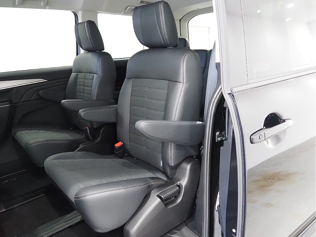 【新車/MCチェンジモデルデリカ/ディーゼル/4WD】リフトアップカスタムにて完成♪【全国納車可能】