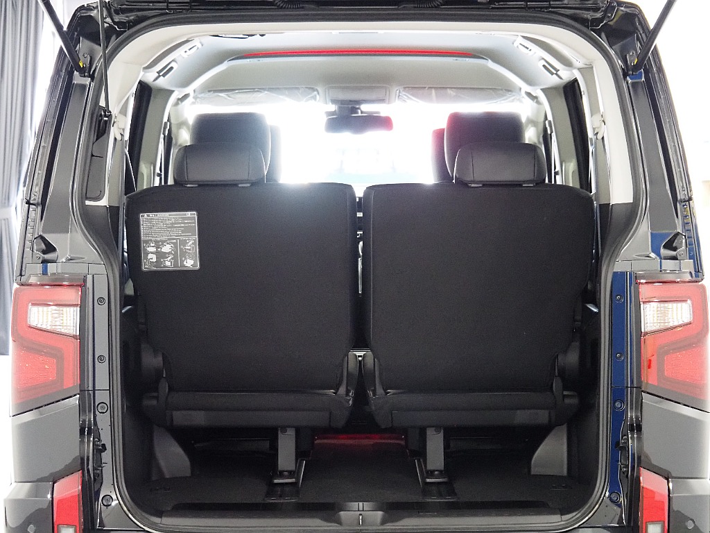 【新車/MCチェンジモデルデリカ/ディーゼル/4WD】リフトアップカスタムにて完成♪【全国納車可能】