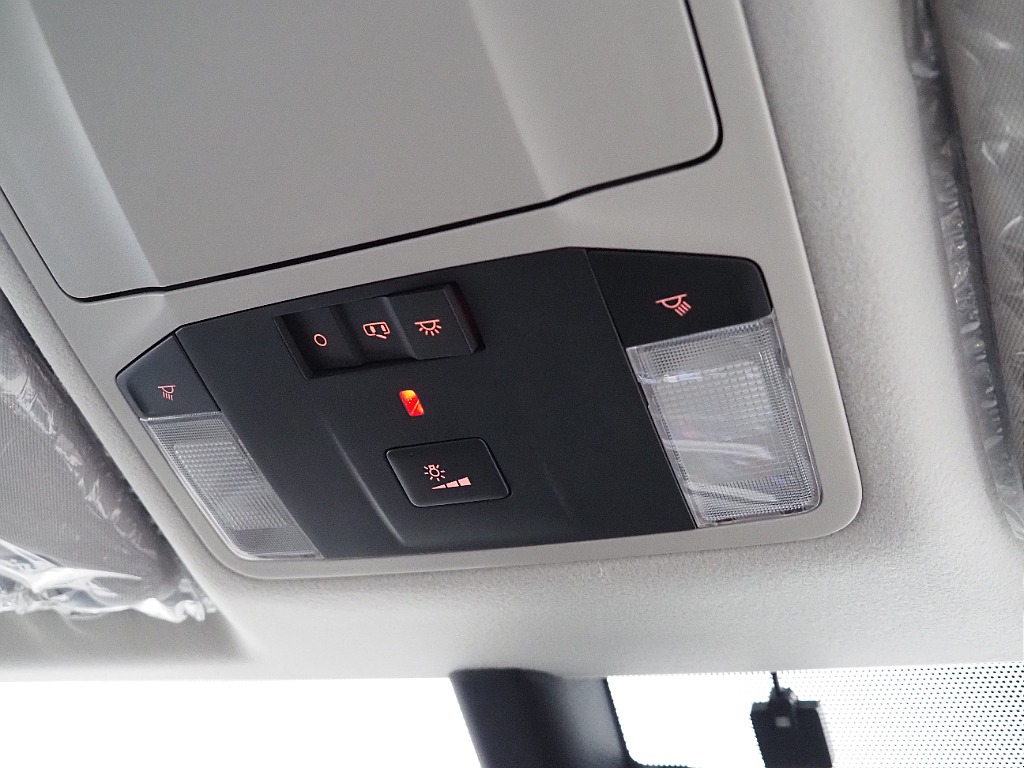 【新車/MCチェンジモデルデリカ/ディーゼル/4WD】リフトアップカスタムにて完成♪【全国納車可能】