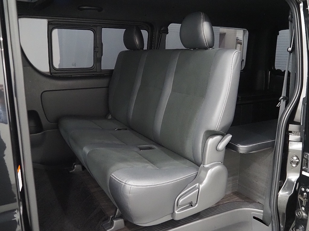 【R2年式/ディーゼル4WD/ハイエースバン/DARKPRIMEⅡ/Ver4】内外装FLEXカスタム