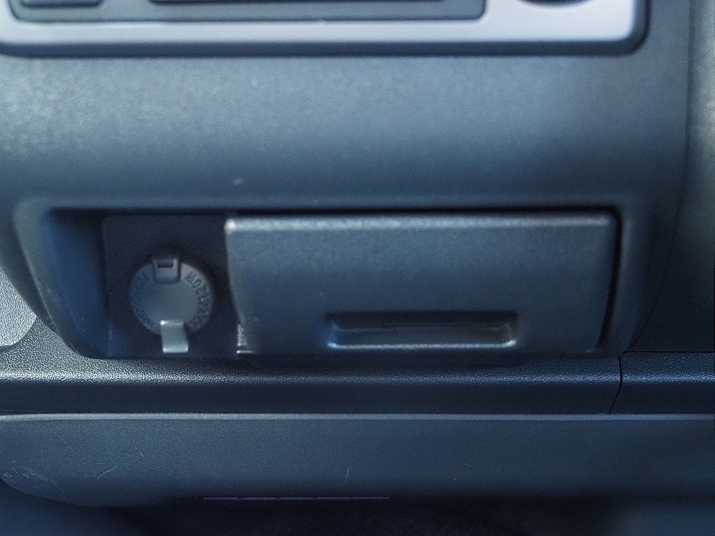 【R2年式/ディーゼル4WD/ハイエースバン/DARKPRIMEⅡ/Ver4】内外装FLEXカスタム