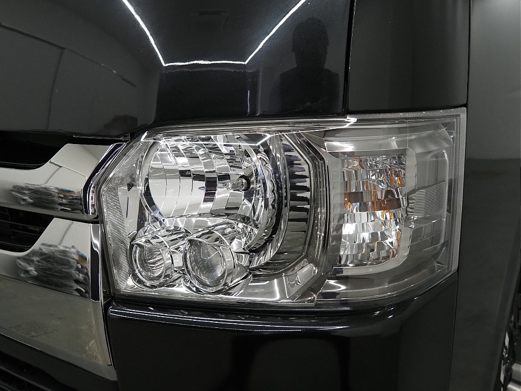 【R2年式/ディーゼル4WD/ハイエースバン/DARKPRIMEⅡ/Ver4】内外装FLEXカスタム