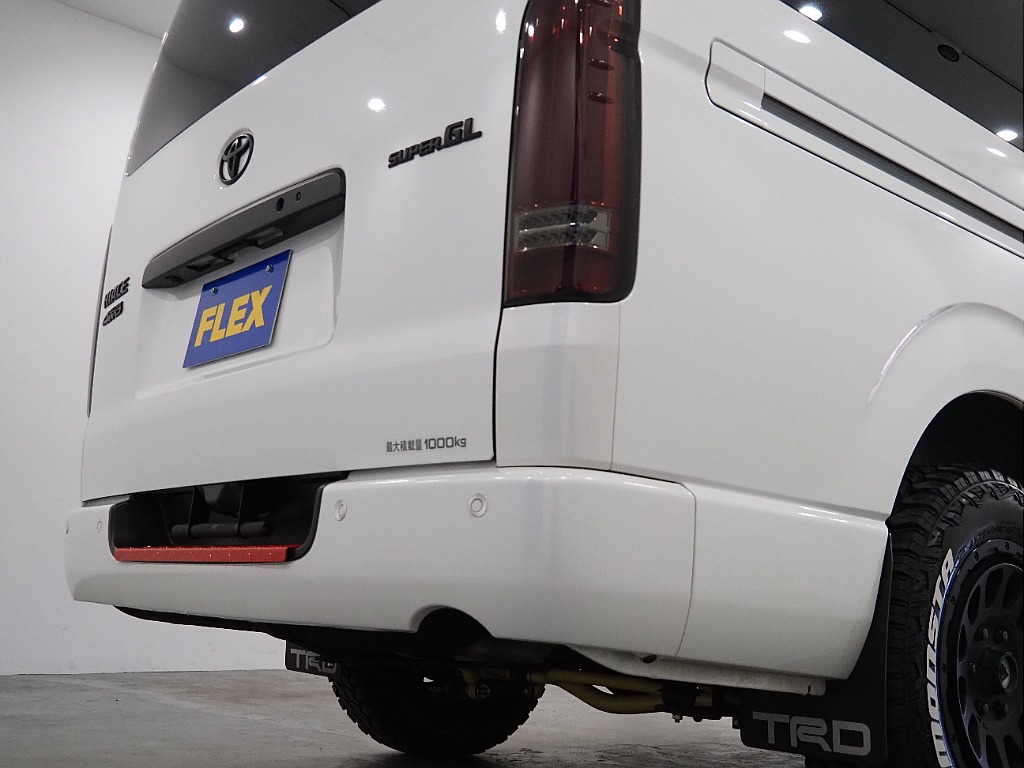 【7型/ワンオーナー/DARKPRIMEⅡディーゼル4WD】跳ね上げベットキット＆フローリング施工♪【全国納車可能】