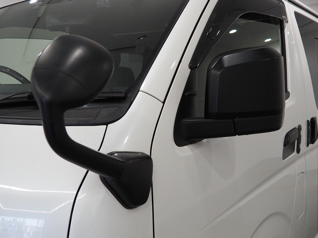 【7型/ワンオーナー/DARKPRIMEⅡディーゼル4WD】跳ね上げベットキット＆フローリング施工♪【全国納車可能】