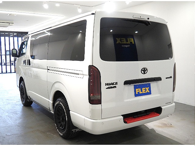 【7型/ワンオーナー/DARKPRIMEⅡディーゼル4WD】跳ね上げベットキット＆フローリング施工♪【全国納車可能】