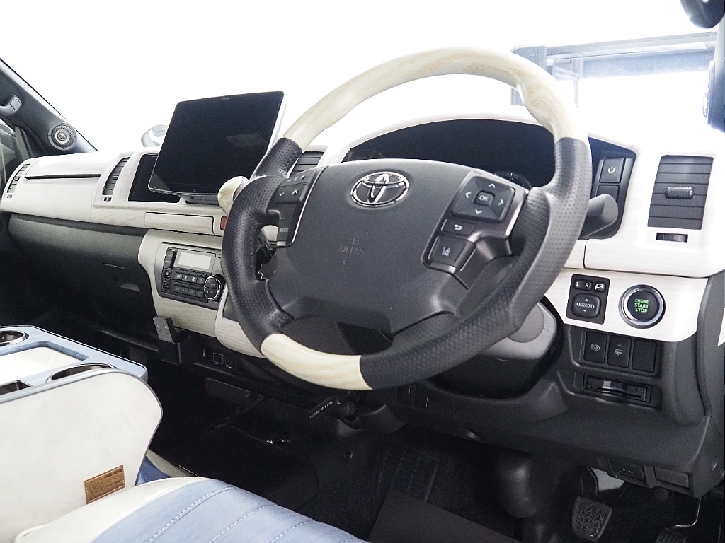 【H31年式/ワイドバンガソリン4WD/2.7Lガソリン/両側小窓付き】贅沢装備もりだくさん♪【全国納車可能】