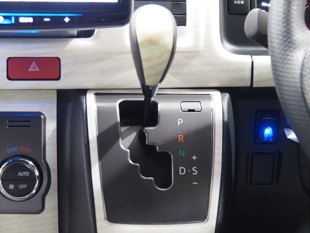 【H31年式/ワイドバンガソリン4WD/2.7Lガソリン/両側小窓付き】贅沢装備もりだくさん♪【全国納車可能】