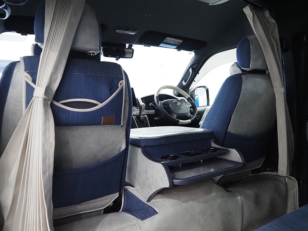 【H31年式/ワイドバンガソリン4WD/2.7Lガソリン/両側小窓付き】贅沢装備もりだくさん♪【全国納車可能】