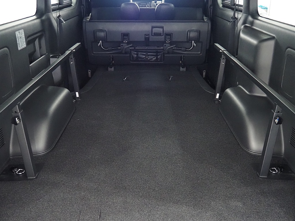 【R8年式/ハイエースバン/ガソリン2WD/DARKPRIMEⅡ】FLEXオリジナルパーツ多数！【全国納車可能】