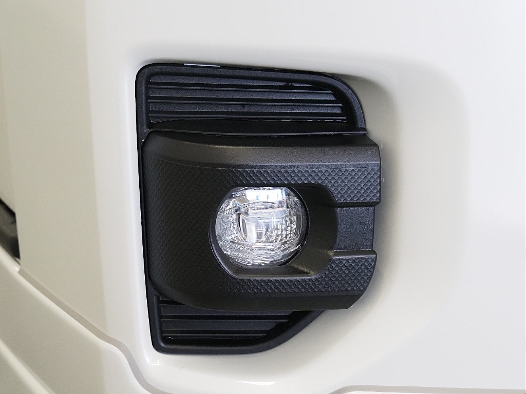 【R8年式/ハイエースバン/ガソリン2WD/DARKPRIMEⅡ】FLEXオリジナルパーツ多数！【全国納車可能】