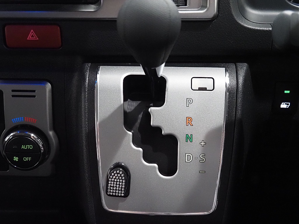 【FLEX ORIGINAL SEAT Ver5/R5年式】対面＆フルフラット可能シートツインモニター装備済み♪【全国納車可能】