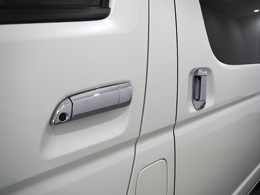 【FLEX ORIGINAL SEAT Ver5/R5年式】対面＆フルフラット可能シートツインモニター装備済み♪【全国納車可能】