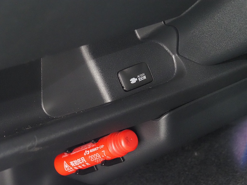 【R7年式/登録済み未使用車/DARKPRIMEⅡ/ディーゼル2WD】両側パワースライドドア♪【全国納車可能】