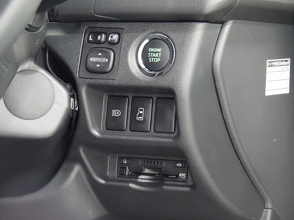 【R4年式/グランドキャビン/4WD/10人乗り3ナンバー】新品BLACKEDITIONを施工【全国納車可能】